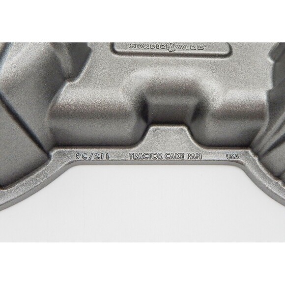 Nordic Ware Tractor Cake 9 Cup Pan Pro-Cast Aluminum Baking Bread Mold - Picture 7 of 7